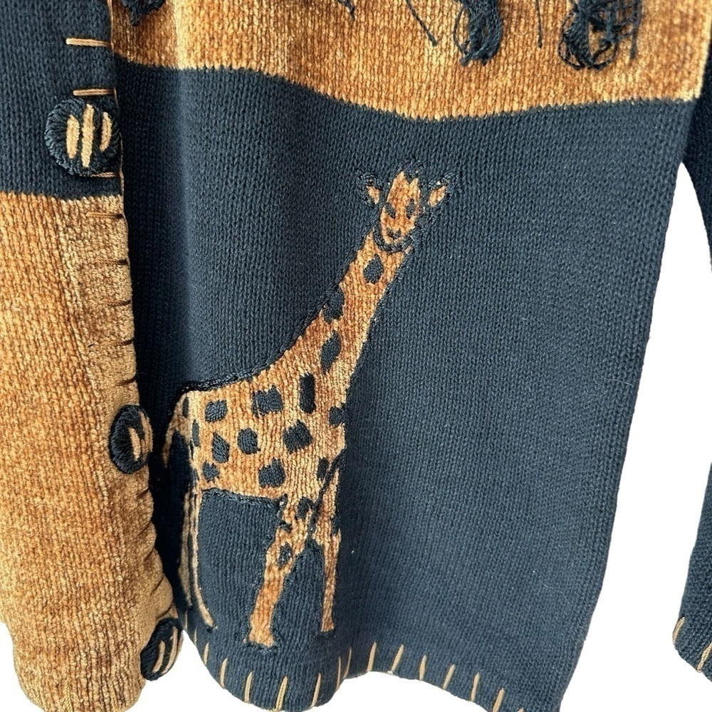 Safari Jungle Animals Long Sleeve Vintage Cardigan Sweater, Large - Picture 3 of 10